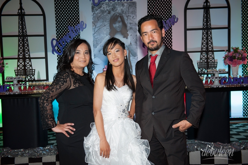 Festa Paris Caroline Naomi