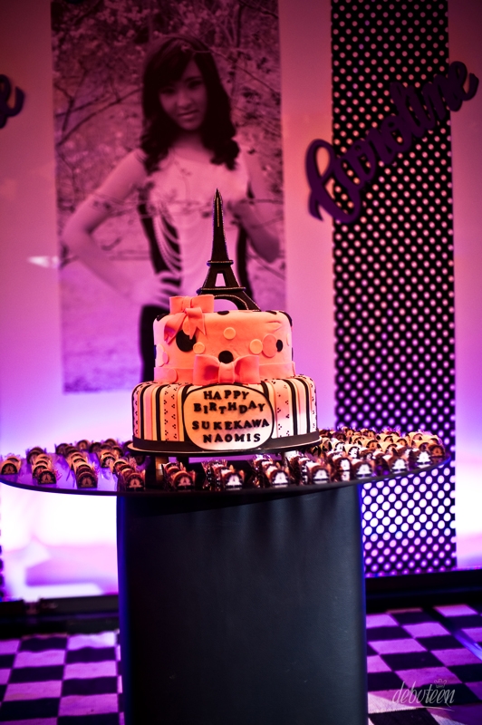 Festa Paris Caroline Naomi