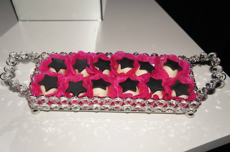 Larissa Vieira Rosa Pink