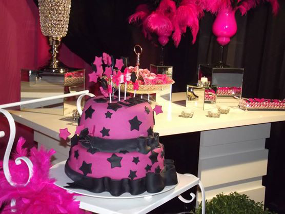 Larissa Vieira Rosa Pink